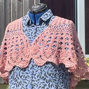 Häkeltuch aus 100% Schurwolle im Pineapple-Design